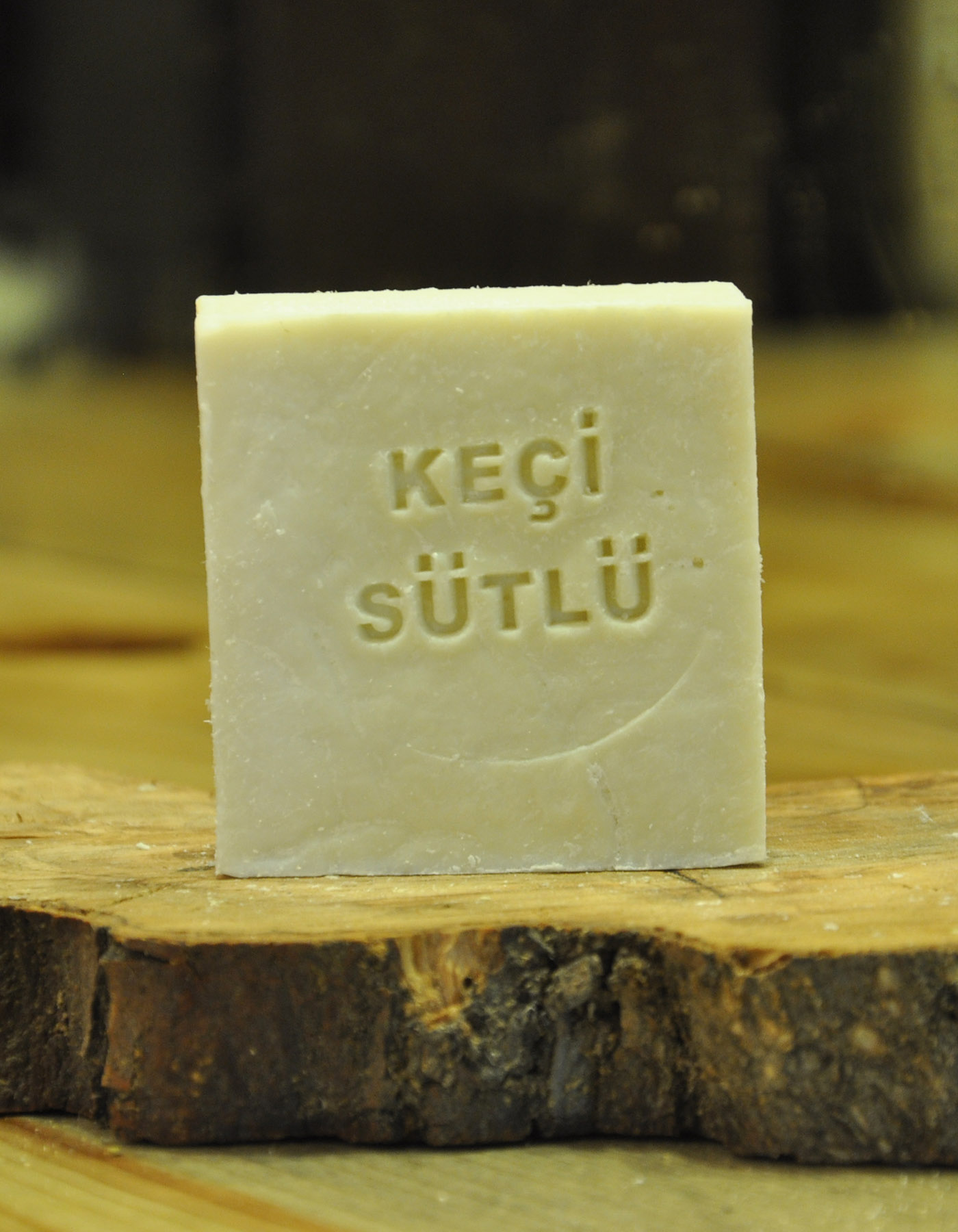 El Yapımı Doğal Keçi Sütü Sabunu 110 G - 1